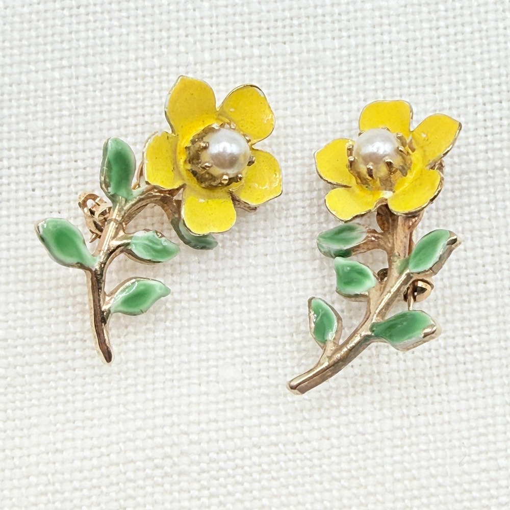 Vintage Set of 2 Dainty Retro Yellow Faux Pearl Enamel Floral Daisy Brooches
